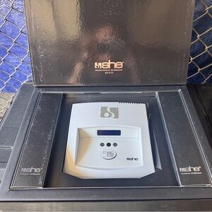 She Cold Fusion Hair Styling Tool in White